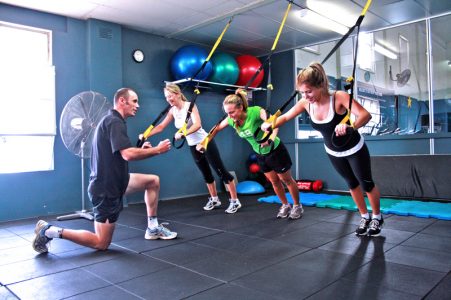 group_personal_training_at_a_gym