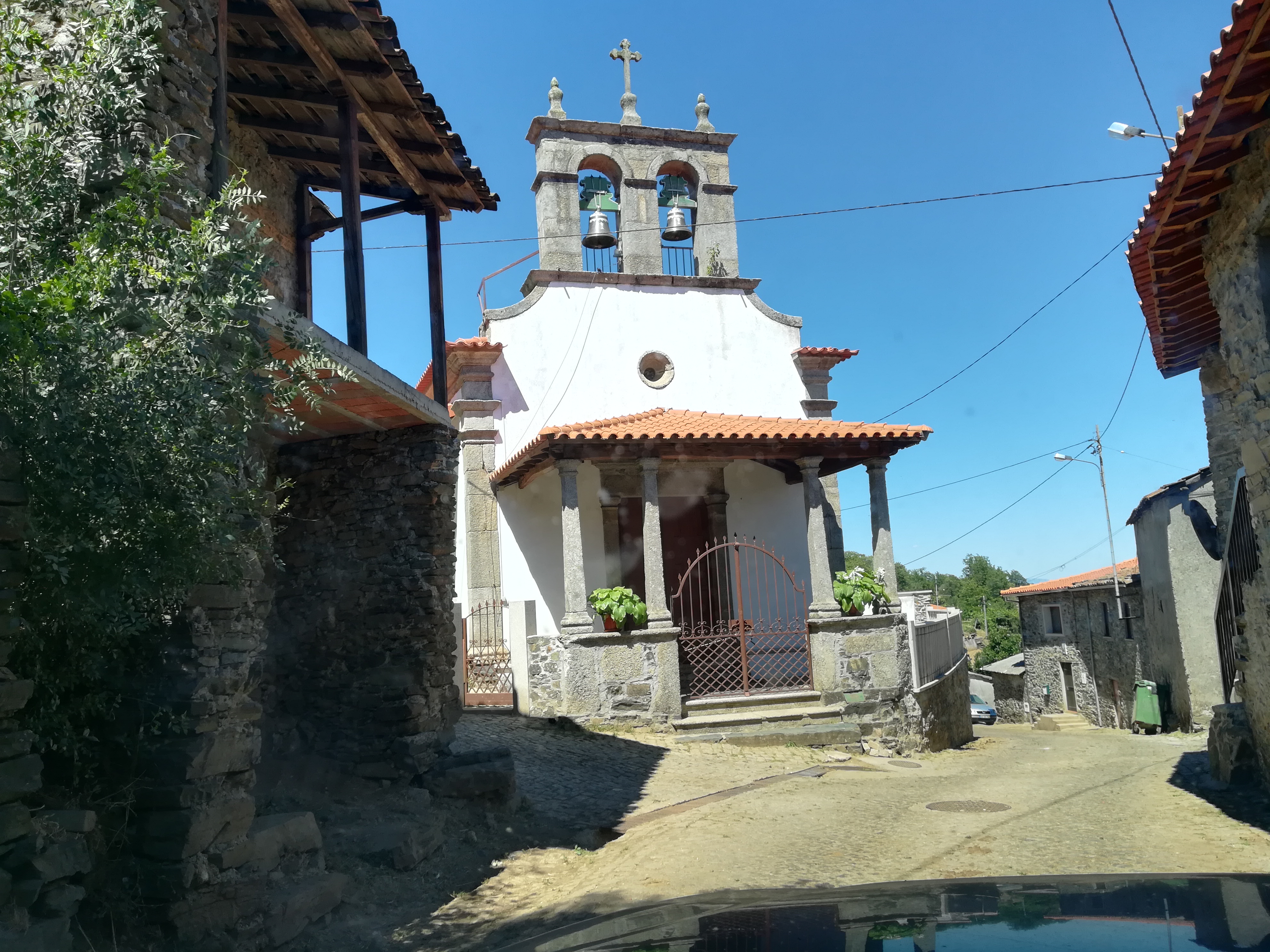 Igreja Paroquial de Fontes Barrosas