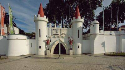 Entrada do Portugal dos Pequenitos