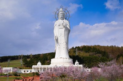 KANNON DE ASHIBETSU LISTA RANKING TOP-1O MAIORES ESTATUAS DO MUNDO ESTATUAS MAIS ALTAS DO MUNDO