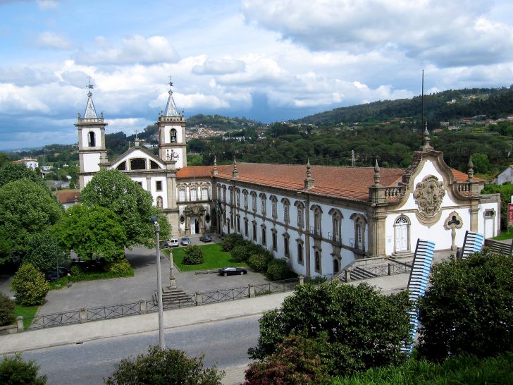 Mosteiro de Santo Tirso